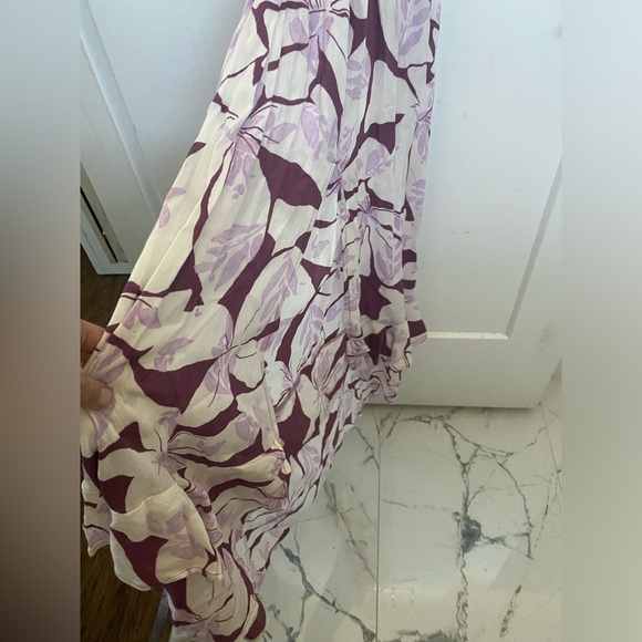 O'Neill Maxi lace up back purple and white floral women’s dress w front slit XS - Picture 4 of 5